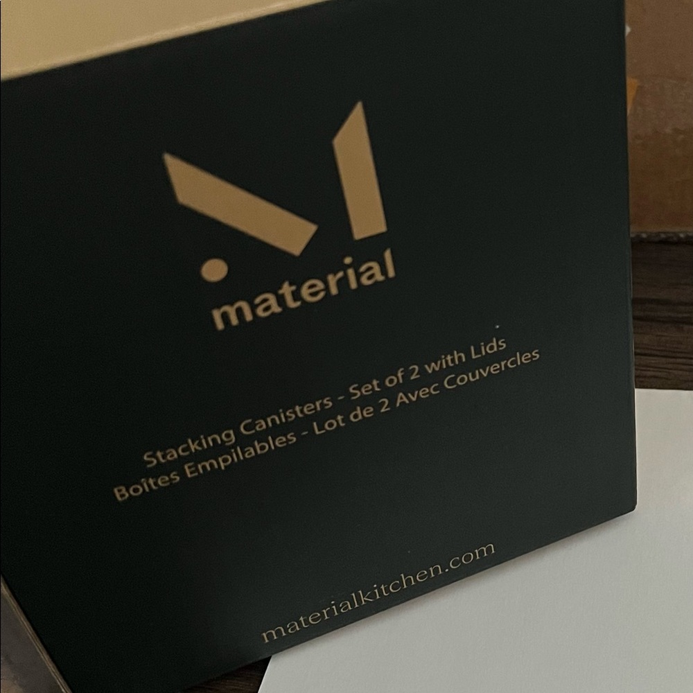 Material Stacking Canisters